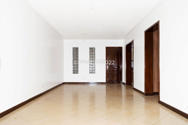 3 Bedroom Apartment + Dsq in Lavington