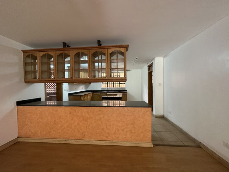 3 bedroom apartment + Dsq