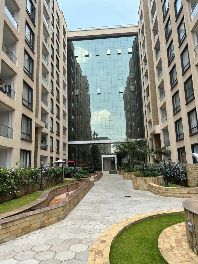 2 Bedroom Property & Houses
