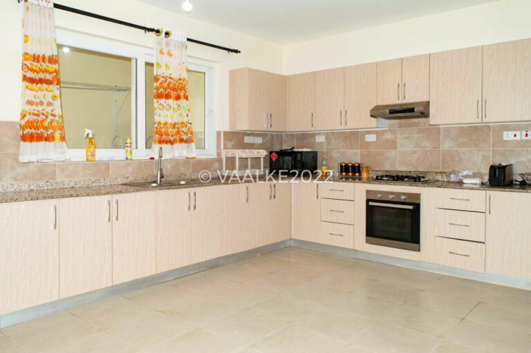 3 bedroom rhapta road 10