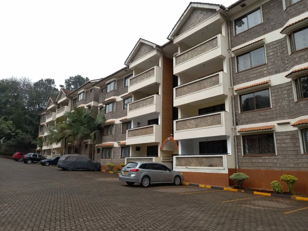 Unfurnished 3 Bedroom Apartment To Let.